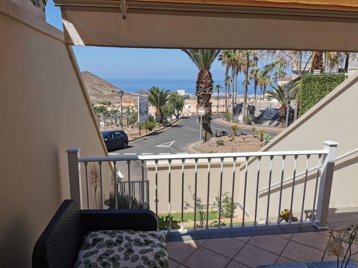 Relax And Enjoy In Tenerife Sud! Villa Chayofa Luaran gambar